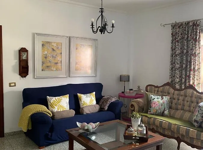 Casa Charry * 特格斯特